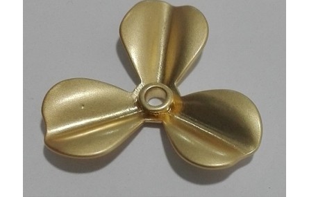 Flor 3 pétalos 22mm diametro Oro Mate
