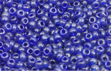 10 gramos de Abalorio cristal Azul marino trans