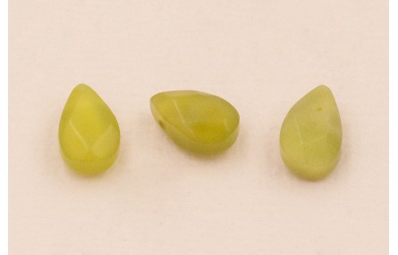 Gota Cuarzo facetado 10*6mm verde claro