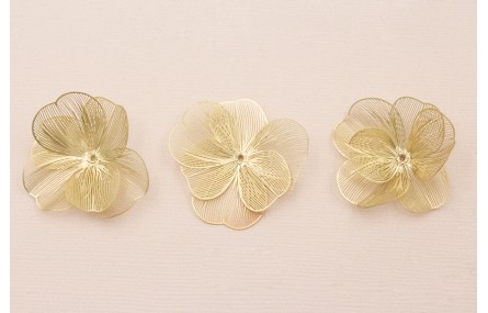 Cuenta Flor 35mm 6 pétalos moldeables Oro