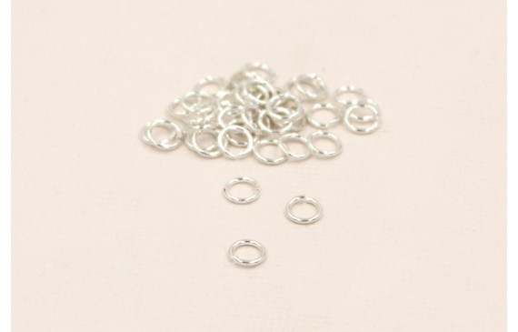 ARANDELA RED. 4mm diámetro * 0,8. PLATEADA