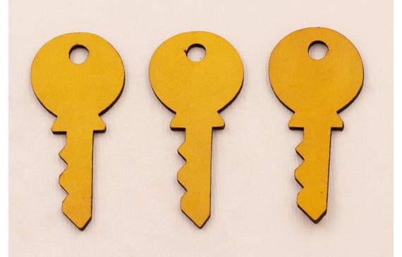 Llave cuero 60*25mm Amarillo