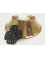 Collar rigido ancho con flor grande negra