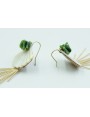 Pendientes concha triangular nacar, corales verdes