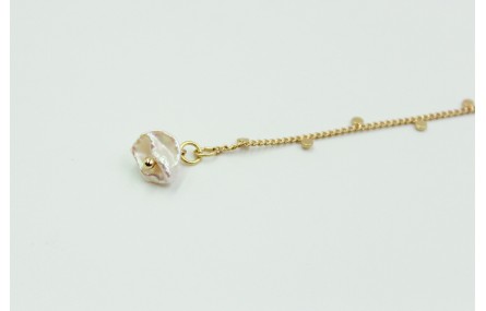 Pulsera sencilla de cadena con chapitas colgantes 