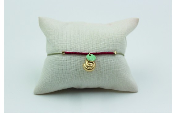 Pulsera de macrame verde piedra con miyuki granate