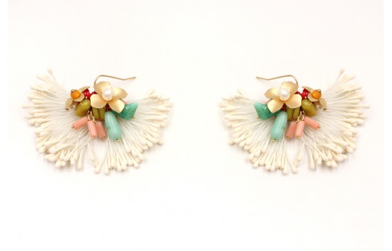 Pendientes con flecos estambres blancos y semiprec