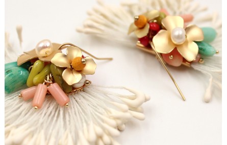 Pendientes con flecos estambres blancos y semiprec