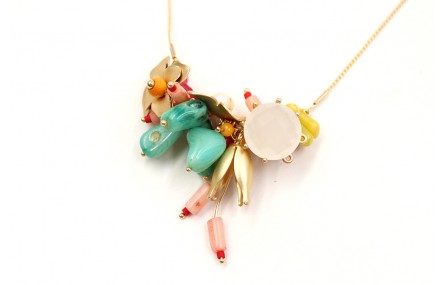 Gargantilla cadena fina oro con el centro de semip