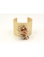 Pulsera rigida ancha con conchas y maderas, corale