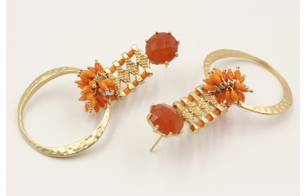 Pendientes perno brillo naranja con coralitos nara