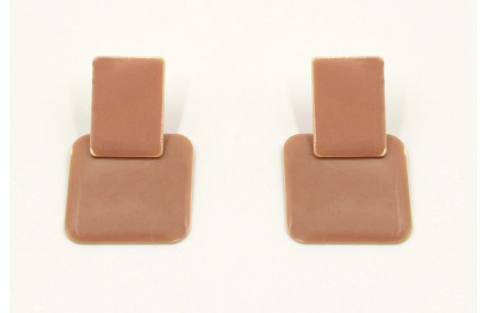 Pendientes esmaltados rosa. Largo 4cm.