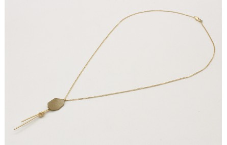 Collar cadena eslabón plano en oro mate con pieza 