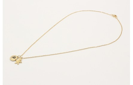 Collar con cadena de acero inoxidable y colgando c