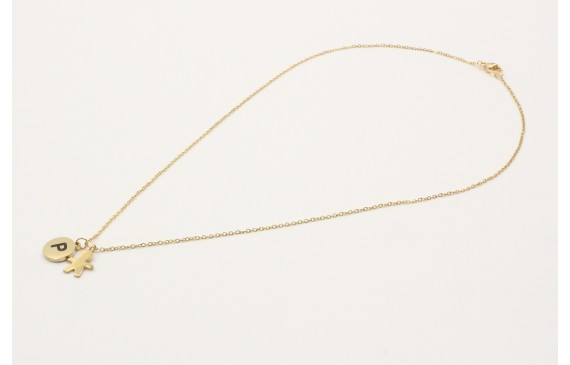 Collar con cadena de acero inoxidable y colgando c