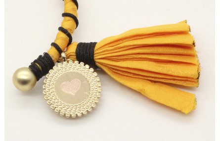 Pulsera rigida forrada con seda natural amarilla c