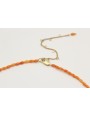 Collar con coralitos naranjas y colgante sol. Larg