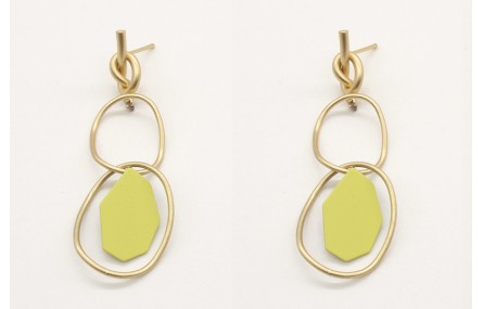 Pendientes perno nudo oro mate con doble aro y pie