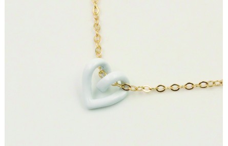 Solitario cadena de eslabón pequeño con corazón hu