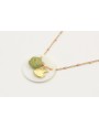 Collar cadena bola esmaltada rosa con disco nacar,