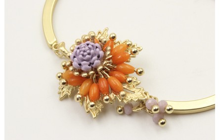 Pulsera semirigida con hoja central oro mate, oval