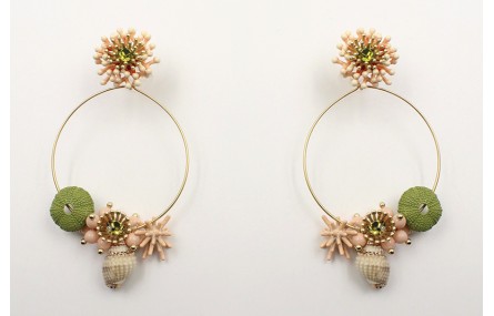 Pendientes perno coral esmaltado salmón y blanco c