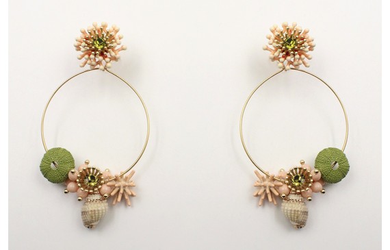 Pendientes perno coral esmaltado salmón y blanco c