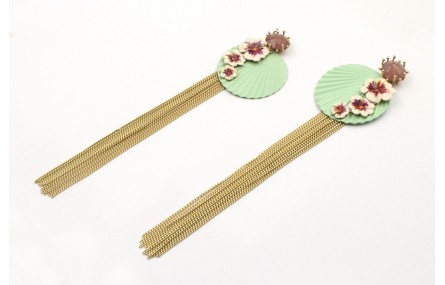 Pendientes perno brillo morado opal, disco ondulad