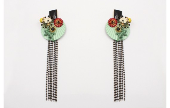 Pendientes perno rectangulo esmaltado negro, pieza