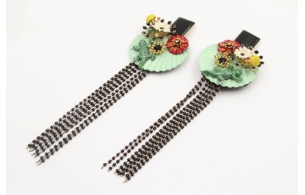 Pendientes perno rectangulo esmaltado negro, pieza