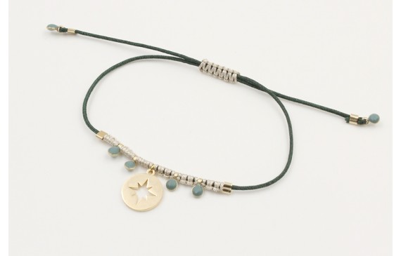 Pulsera hilo macarme verde con nudo macrame platea