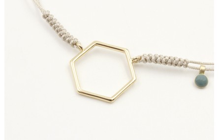 Pulsera hilo microdriza plateado con hexago dorado