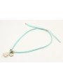 Collar seda color menta con colgante concha borde 