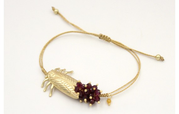Pulsera nudo serpiente oro pálido con cigarra oro 