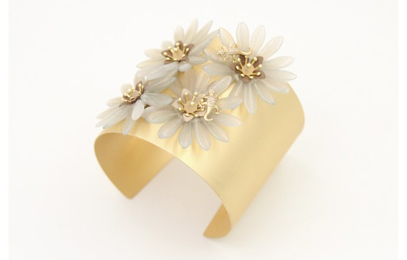 Pulsera rigida con flores de dagas grises,casquill
