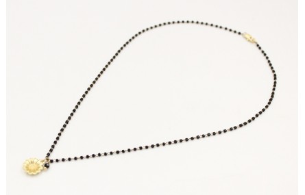 Solitario cadena miyuki negro con colgante flor ca