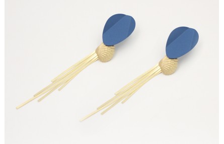 Pendientes Perno doblado azul con colgante de alme