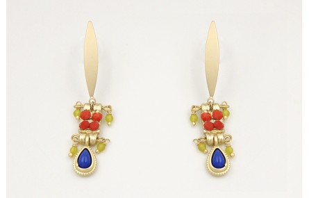 Pendientes perno lamina ovalada oro mate con entre