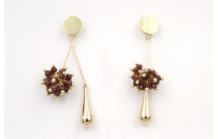 Pendientes irregulares con perno disco dorado con 