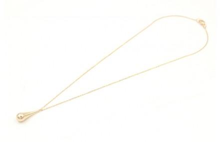 Solitario de cadena de acero inoxidable dorada con