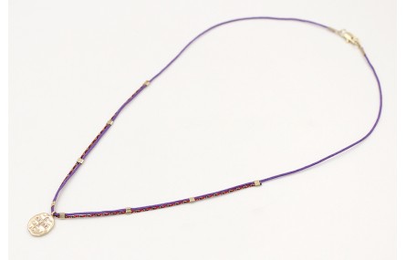 Solitario con hilo macrame morado, mitad micro dri