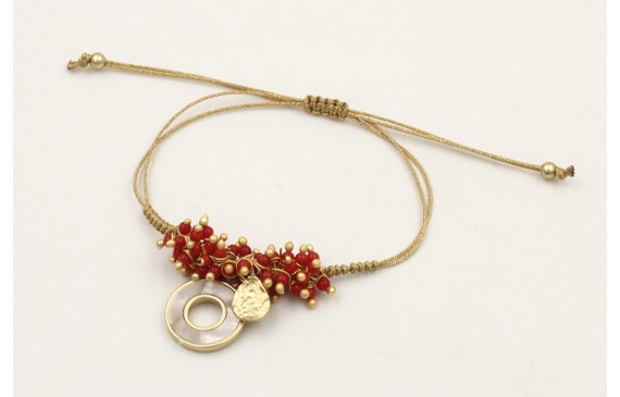 Pulsera hilo dorado palido con colgante disco dora