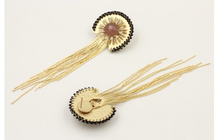 Pendientes medusa, semicirculo miyuki negro cosido