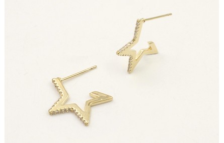 Pendientes estrella dorada con brillos cristal.