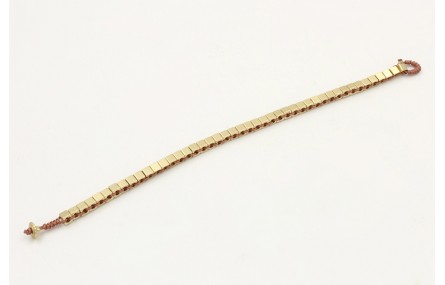 Pulsera hilo macramé oro rosa con cubos dorados ma