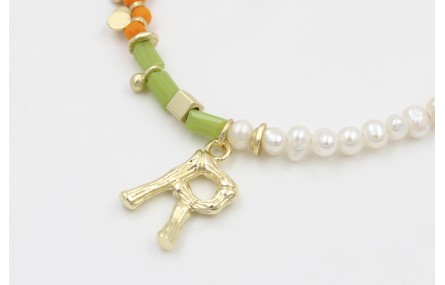 Pulsera con rectangulos facetados verdes, bolas mo