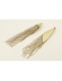 Pendientes perno pluma dorada mate con flecos de c