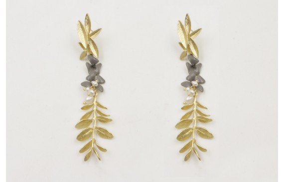 Pendiente pernops hojas con flores esmaltadas gris
