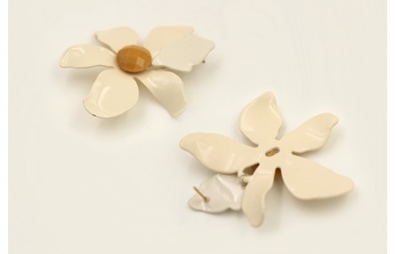 Pendinetes flor esmaltada beige con brillo mostaza