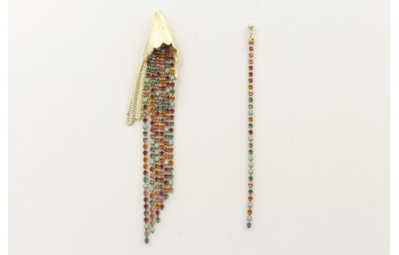 Pendientes desiguales cadena de stras en colres az